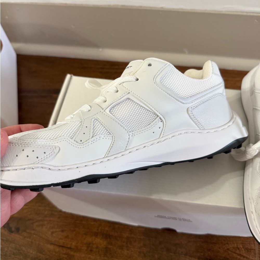 White Women’s Shoes - Picture 5 of 8